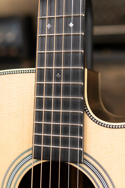 Martin Custom Shop Style 28 OM-14F Acoustic Guitar - Ziricote/Spruce with Hardshell Case