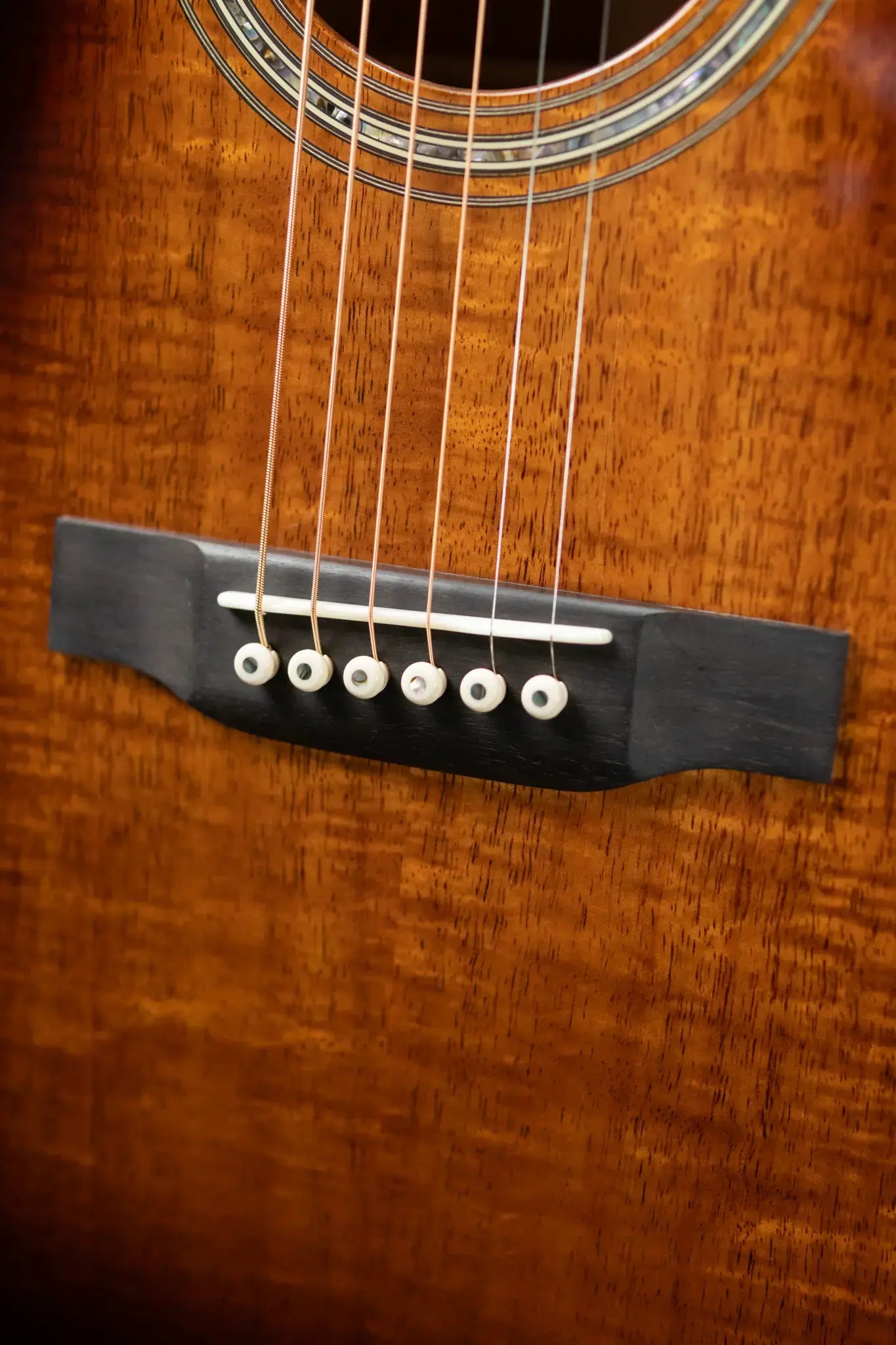 Martin Custom Shop 000 Acoustic - Highly Figured Koa with Hardshell Case