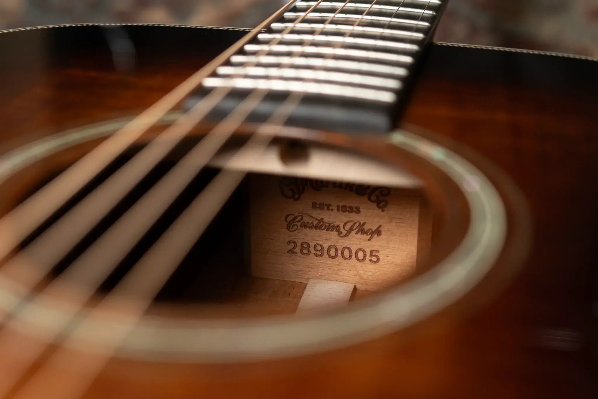 Martin Custom Shop 000 Acoustic - Highly Figured Koa with Hardshell Case