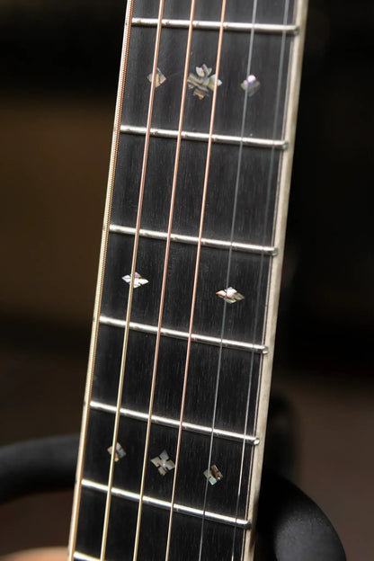 Martin Custom Shop 000 Acoustic - Highly Figured Koa with Hardshell Case