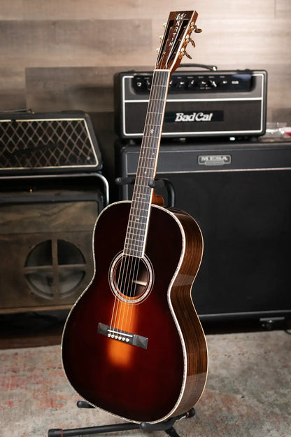 Martin Custom Shop 000 Acoustic - Wild Grain East Indian Rosewood with Hardshell Case
