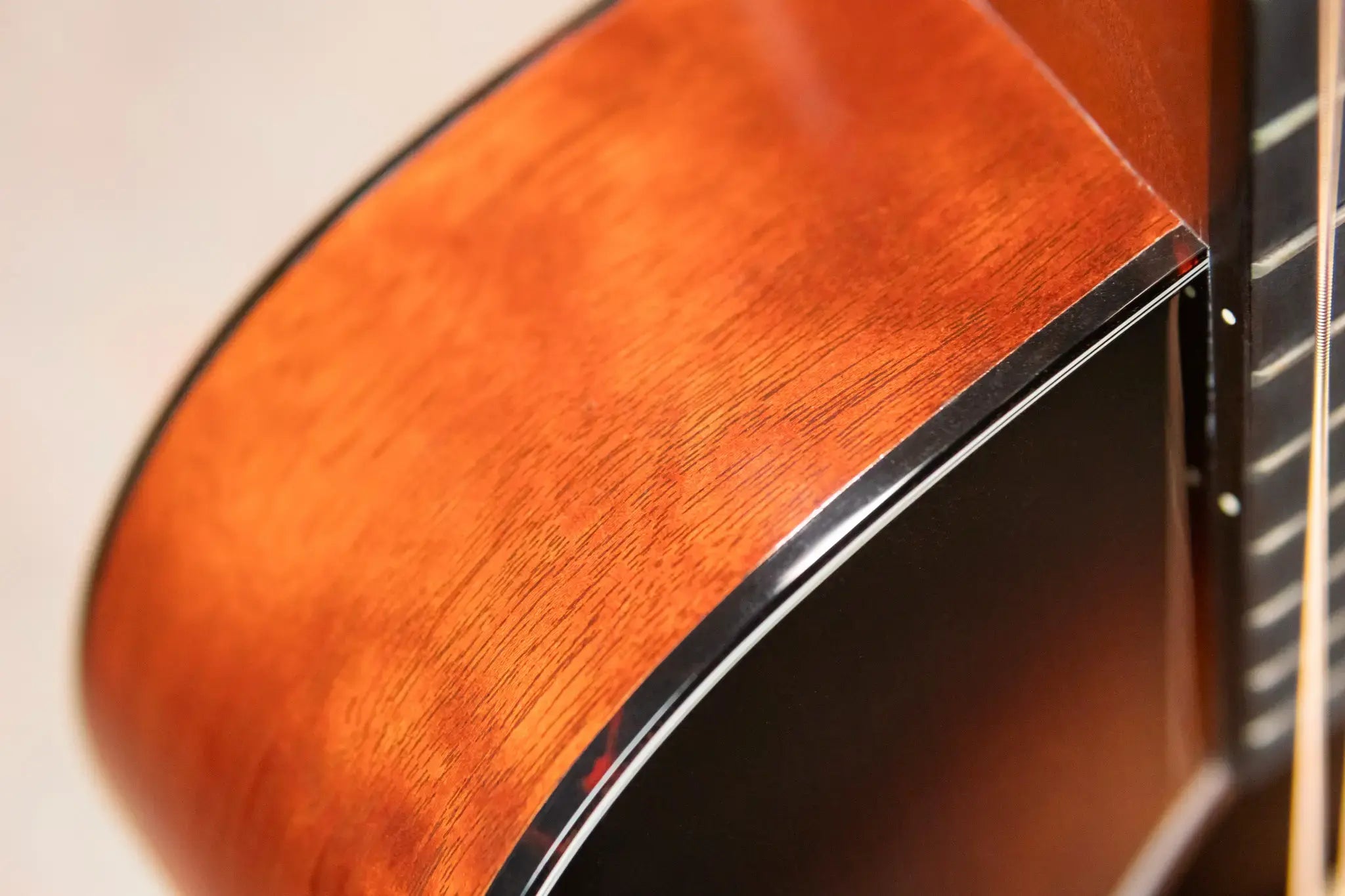 Martin Custom 000-18 Golden Era 1937 Acoustic Guitar, Quilted Mahogany/Adirondack Spruce, 1935 Sunburst with Hardshell Case - Used