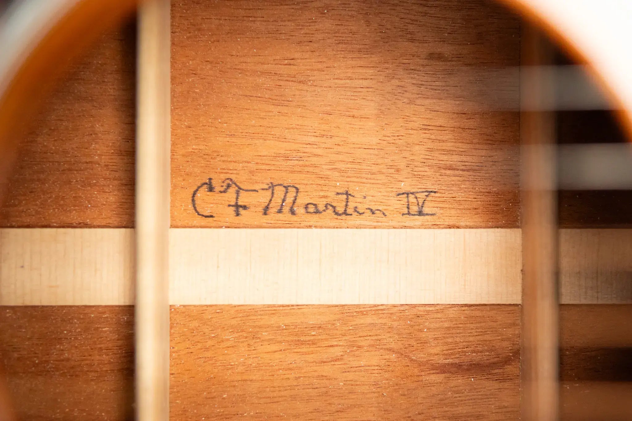 Martin Custom 000-18 Golden Era 1937 Acoustic Guitar, Quilted Mahogany/Adirondack Spruce, 1935 Sunburst with Hardshell Case - Used