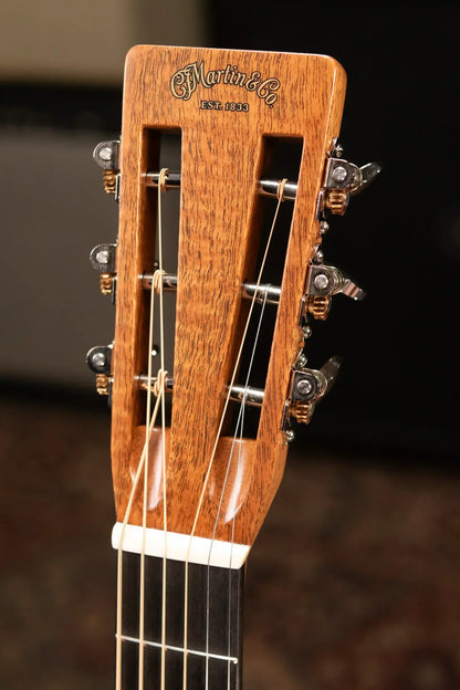 Martin Custom Shop Style 28 00-12F Acoustic Guitar - Flamed Mahogany/Western Red Cedar, 1935 Sunburst with Hardshell Case