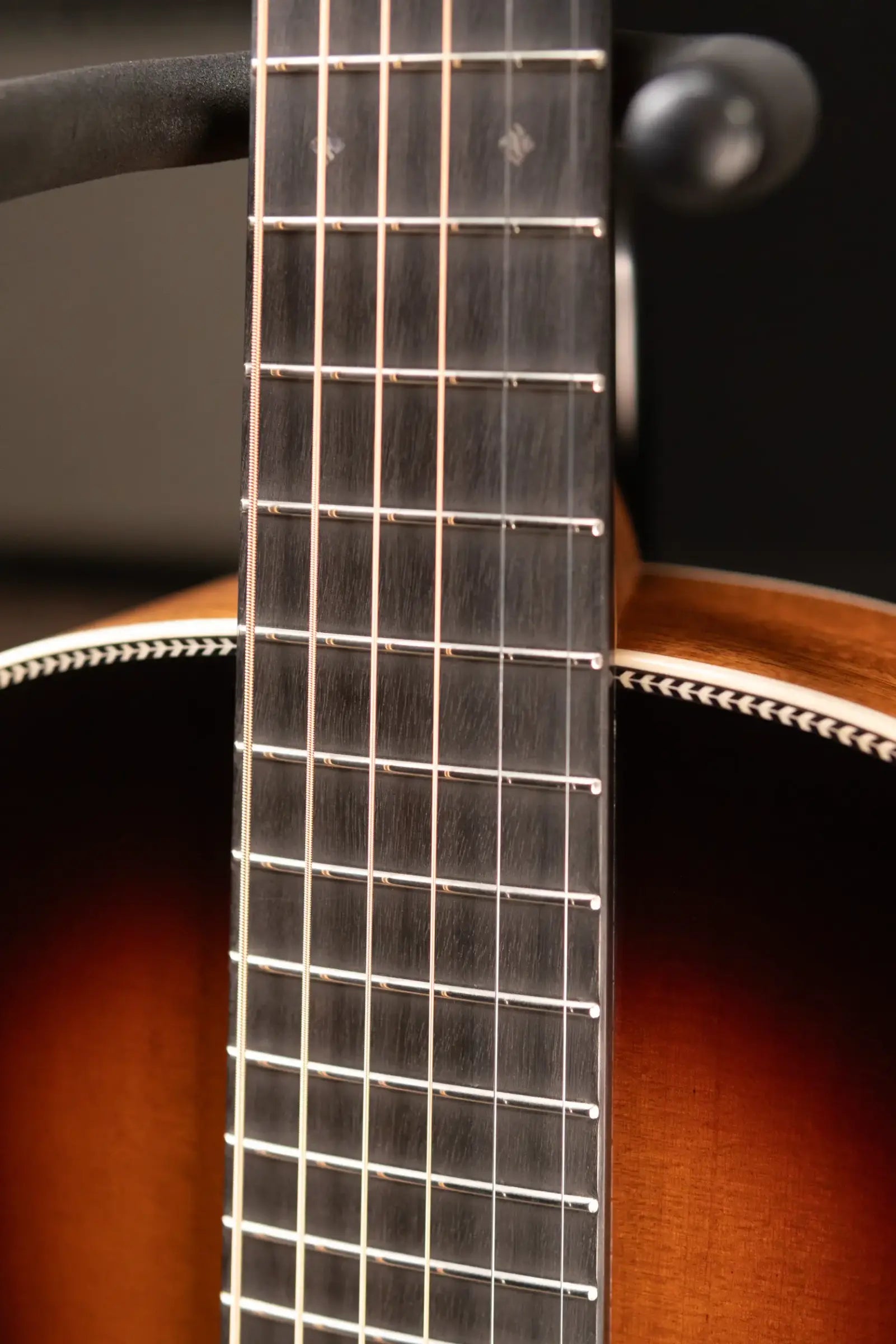 Martin Custom Shop Style 28 00-12F Acoustic Guitar - Flamed Mahogany/Western Red Cedar, 1935 Sunburst with Hardshell Case