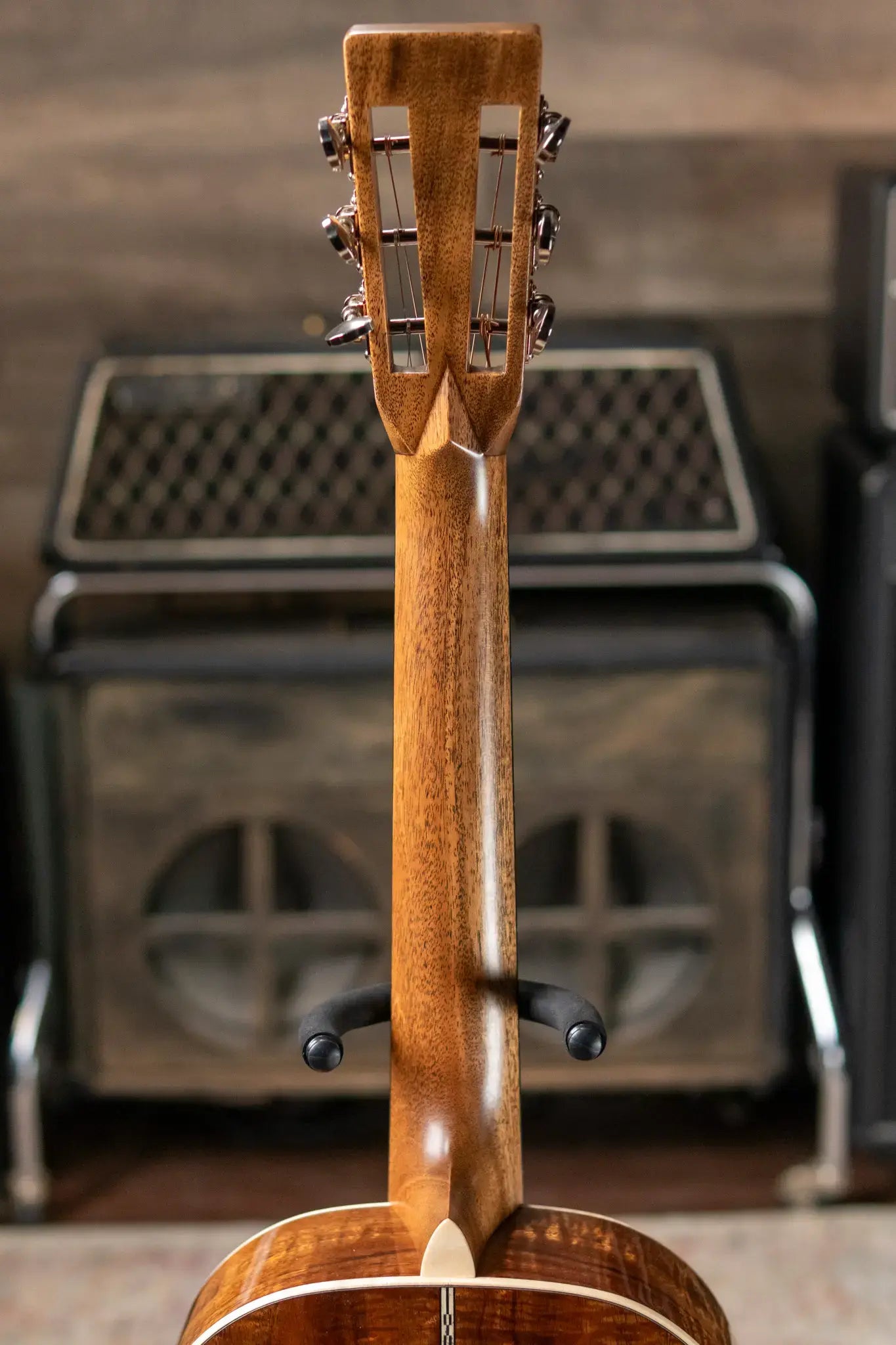 Martin Custom Shop 0 Acoustic - Extra Figured Koa with Hardshell Case