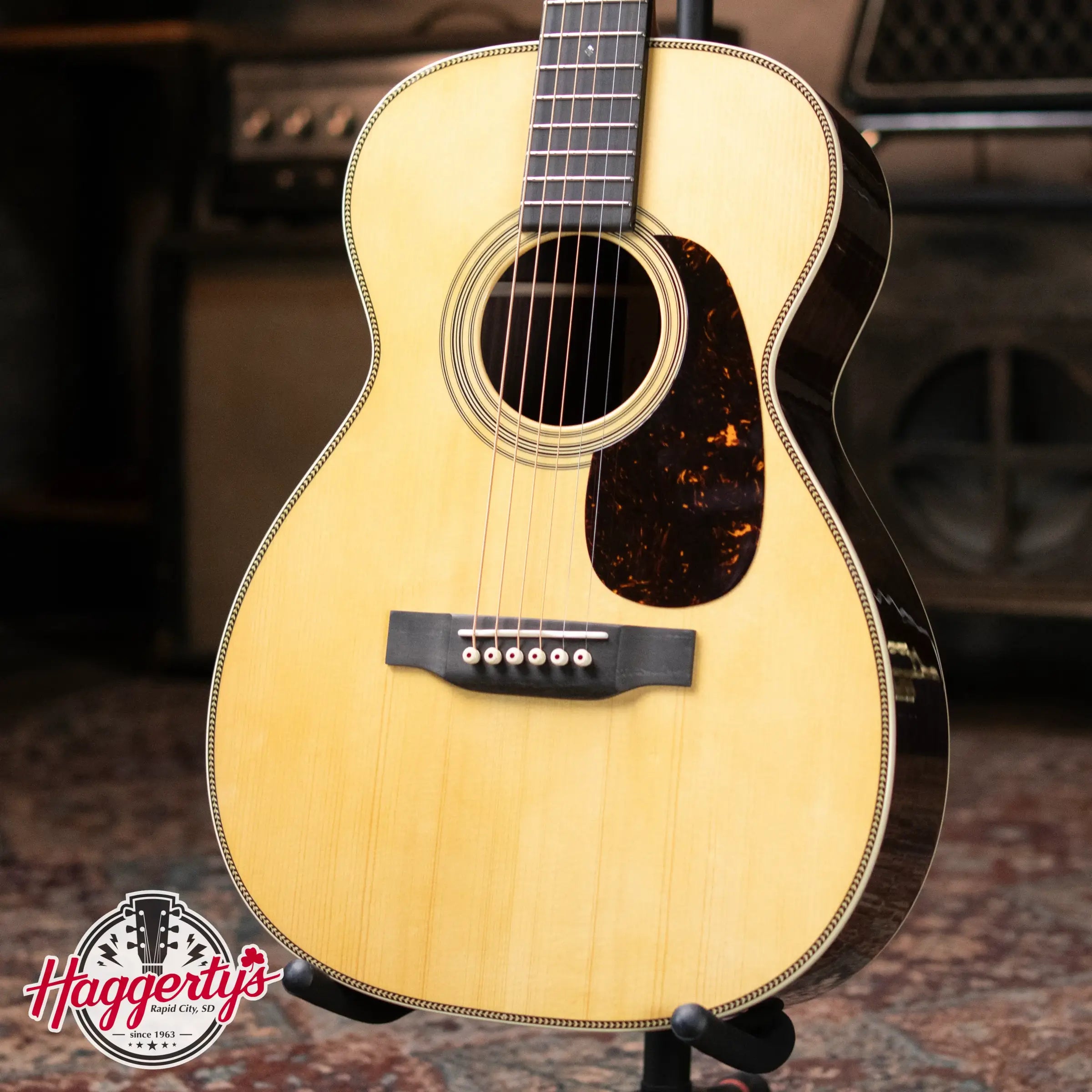 Martin Custom Style 28 0 Acoustic Guitar - East Indian Rosewood/Adirondack Spruce with Hardshell Case