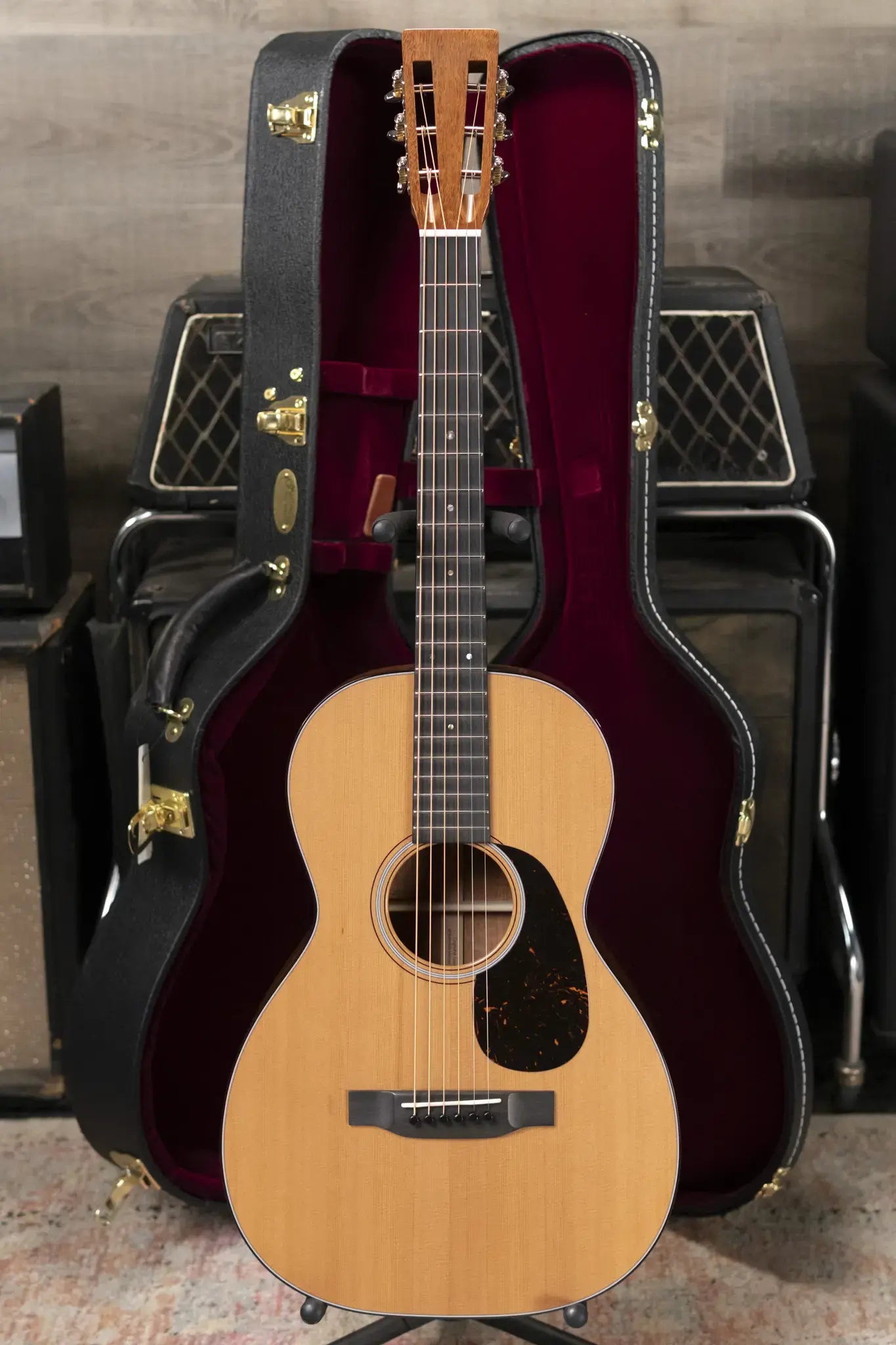 Martin Custom Old Style 18 0 Acoustic Guitar - Flamed Mahogany/Western Red Cedar with Hardshell Case