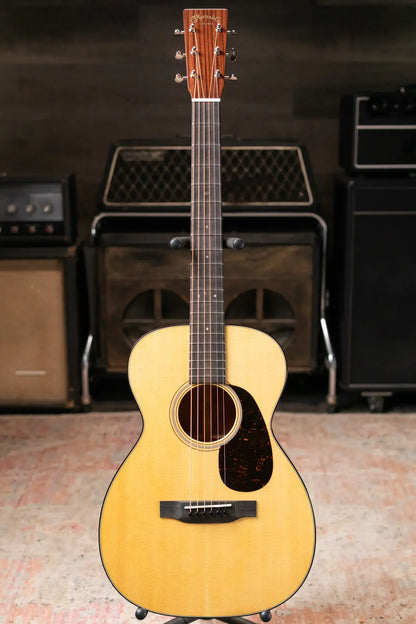 Martin Custom Style 18 0 Acoustic Guitar - Mahogany/Spruce with Hardshell Case