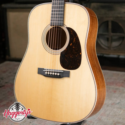 Martin Custom Shop Dreadnought Acoustic Guitar - Guatemalan Rosewood with Hardshell Case