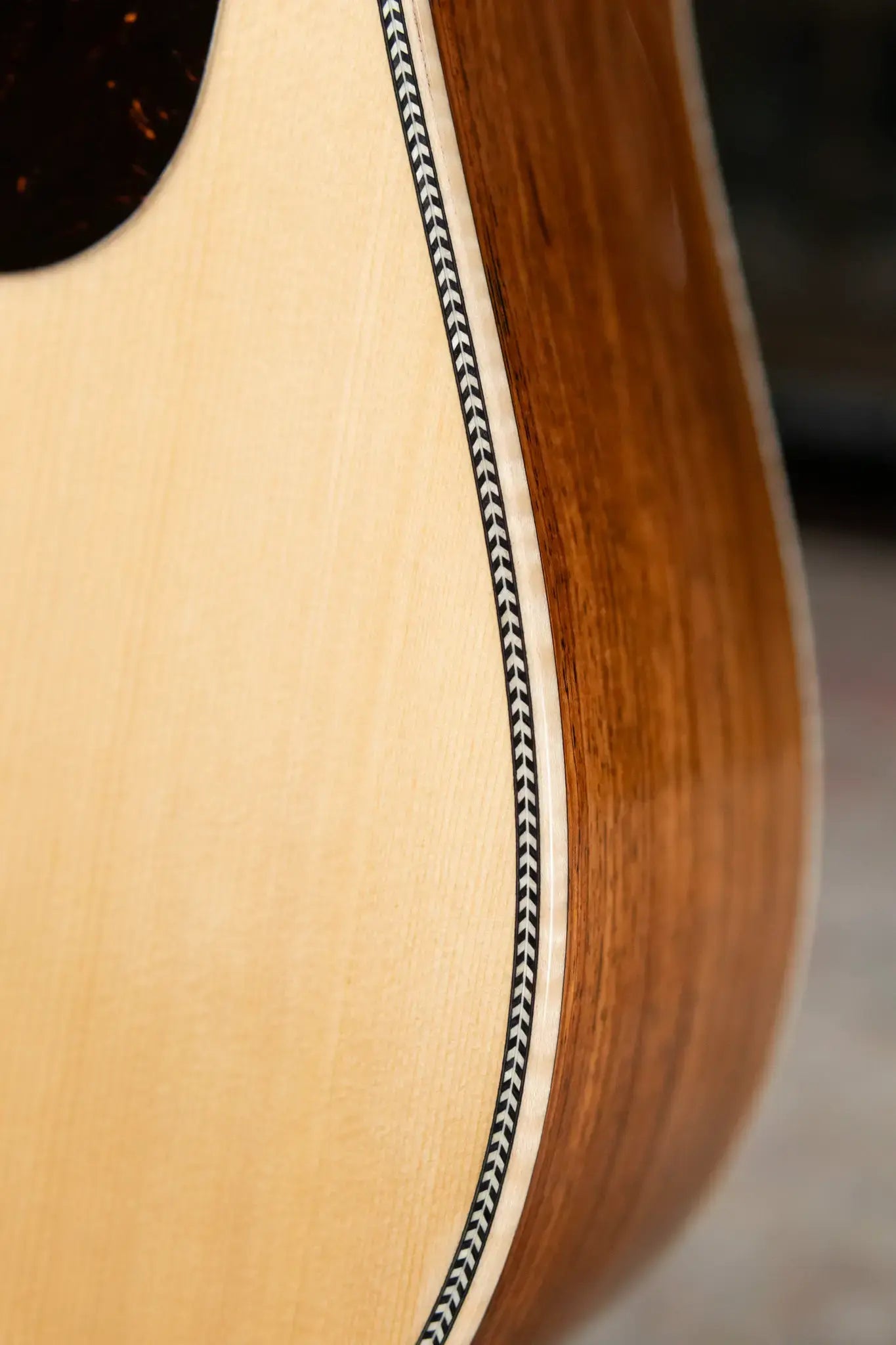 Martin Custom Shop Dreadnought Acoustic Guitar - Guatemalan Rosewood with Hardshell Case