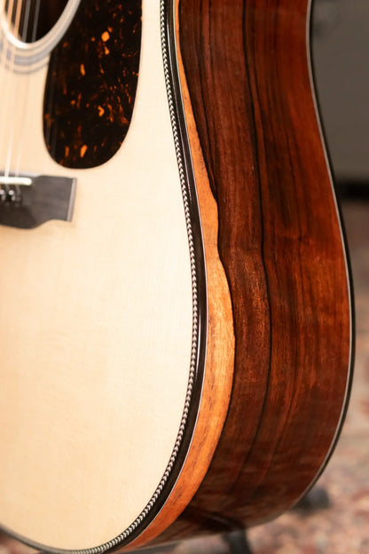 Martin Custom Shop Style 28 Dreadnought Acoustic Guitar - Macassar Ebony with Hardshell Case