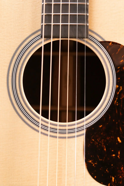 Martin Custom Shop Style 28 Dreadnought Acoustic Guitar - Macassar Ebony with Hardshell Case