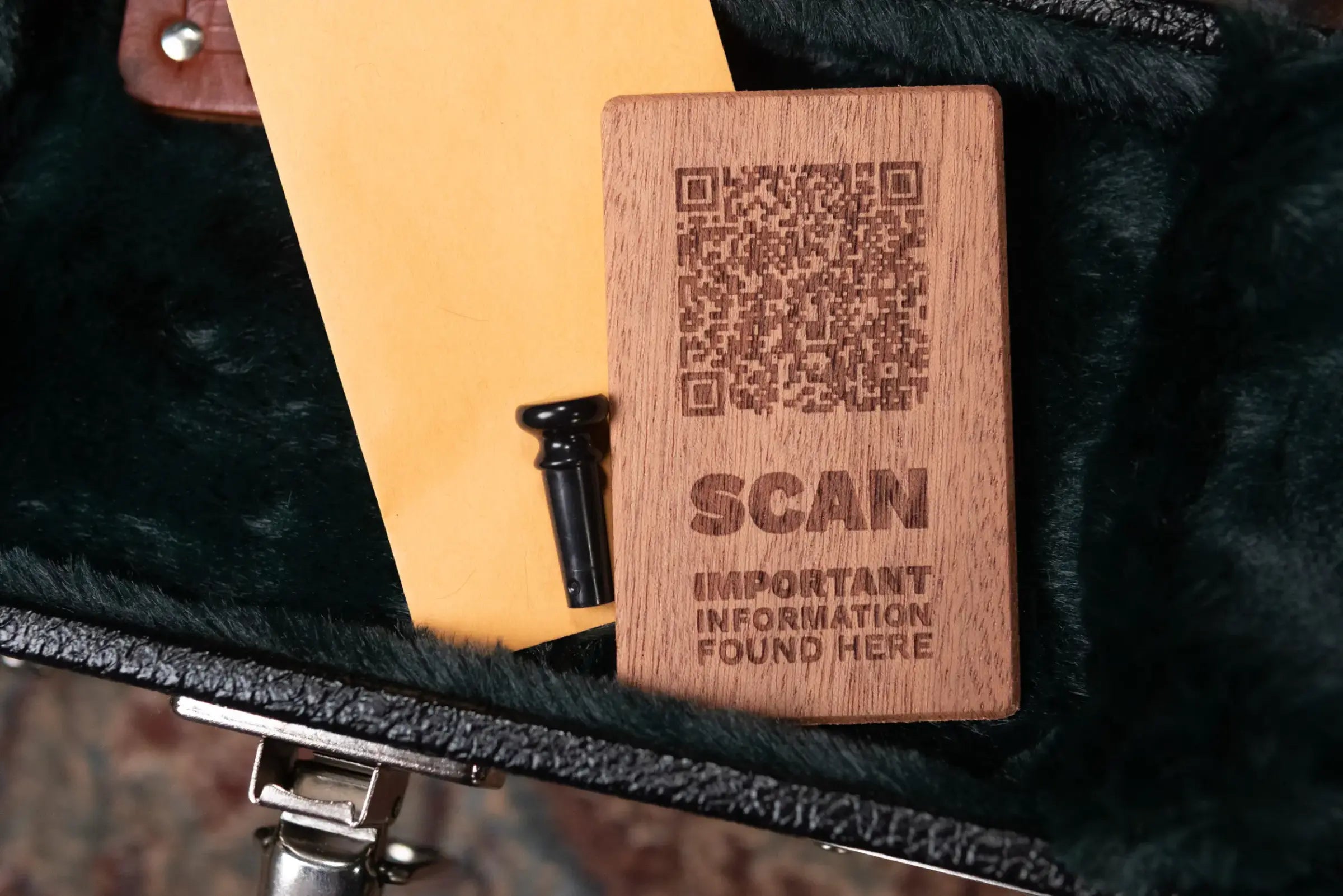 Martin Custom Shop Dreadnought Acoustic Guitar with Hardshell Case