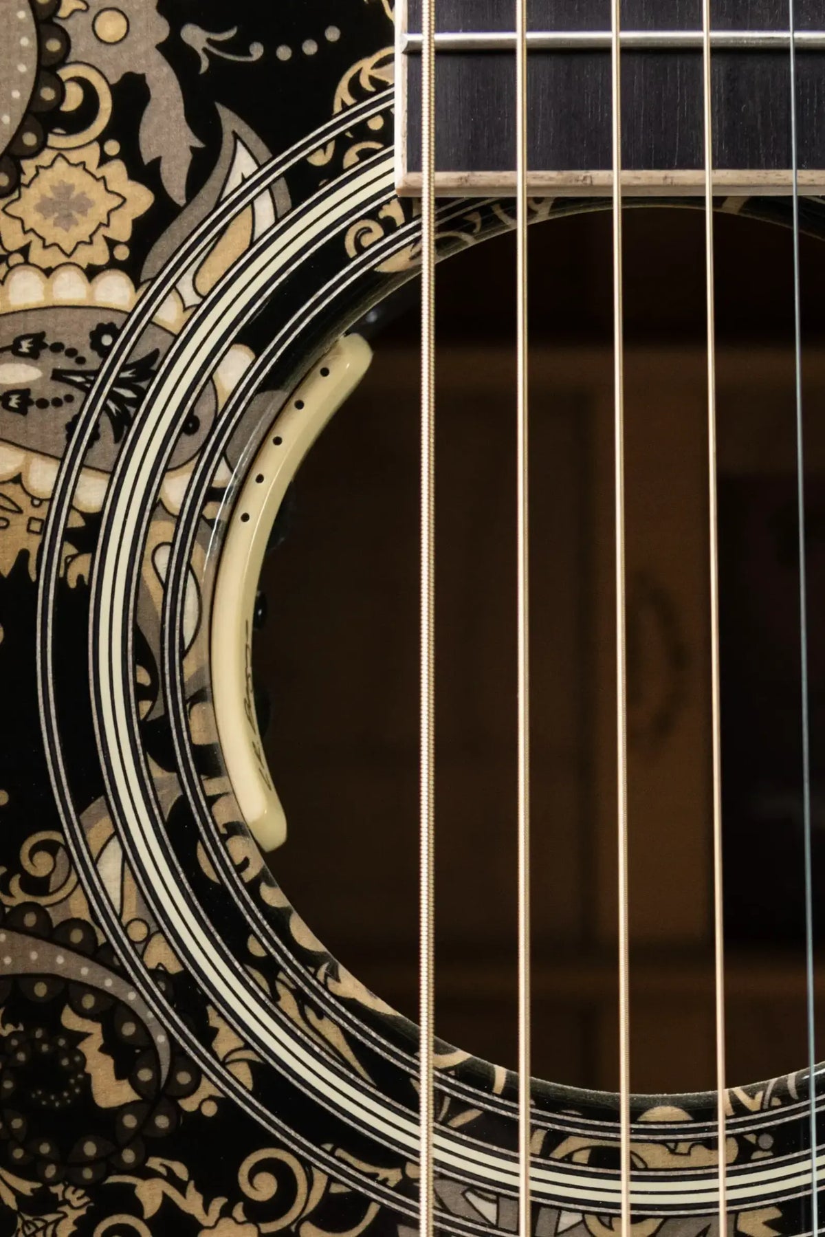 Martin Custom Shop M Acoustic/Electric Guitar - Paisley Ember Burst with Hardshell Case