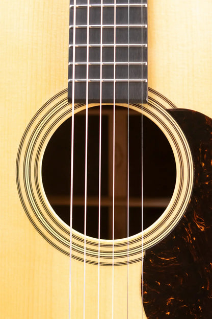 Martin Custom Style 28 D-14F Dreadnought Wild Grain East Indian Rosewood/Adirondack Spruce Acoustic with Hardshell Case - Used