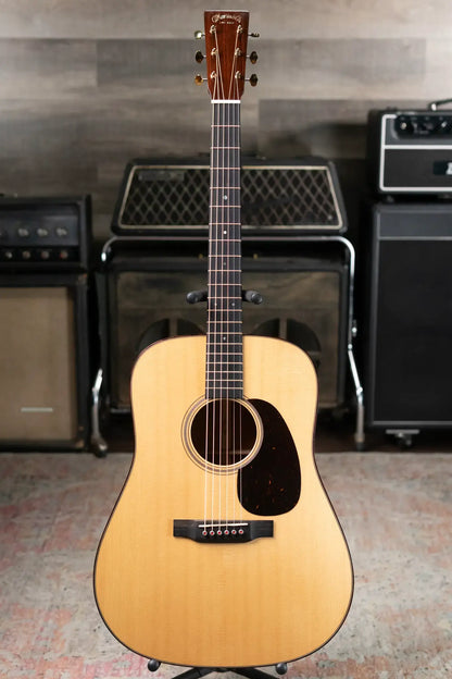 Martin D-18E Modern Deluxe Acoustic-Electric Guitar w/ Hardshell Case - Used