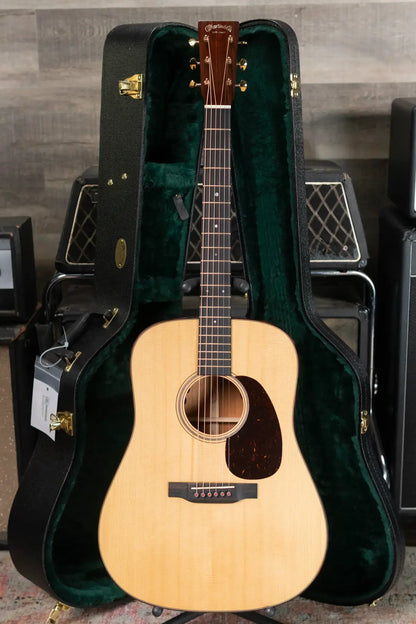 Martin D-18E Modern Deluxe Acoustic-Electric Guitar w/ Hardshell Case - Used