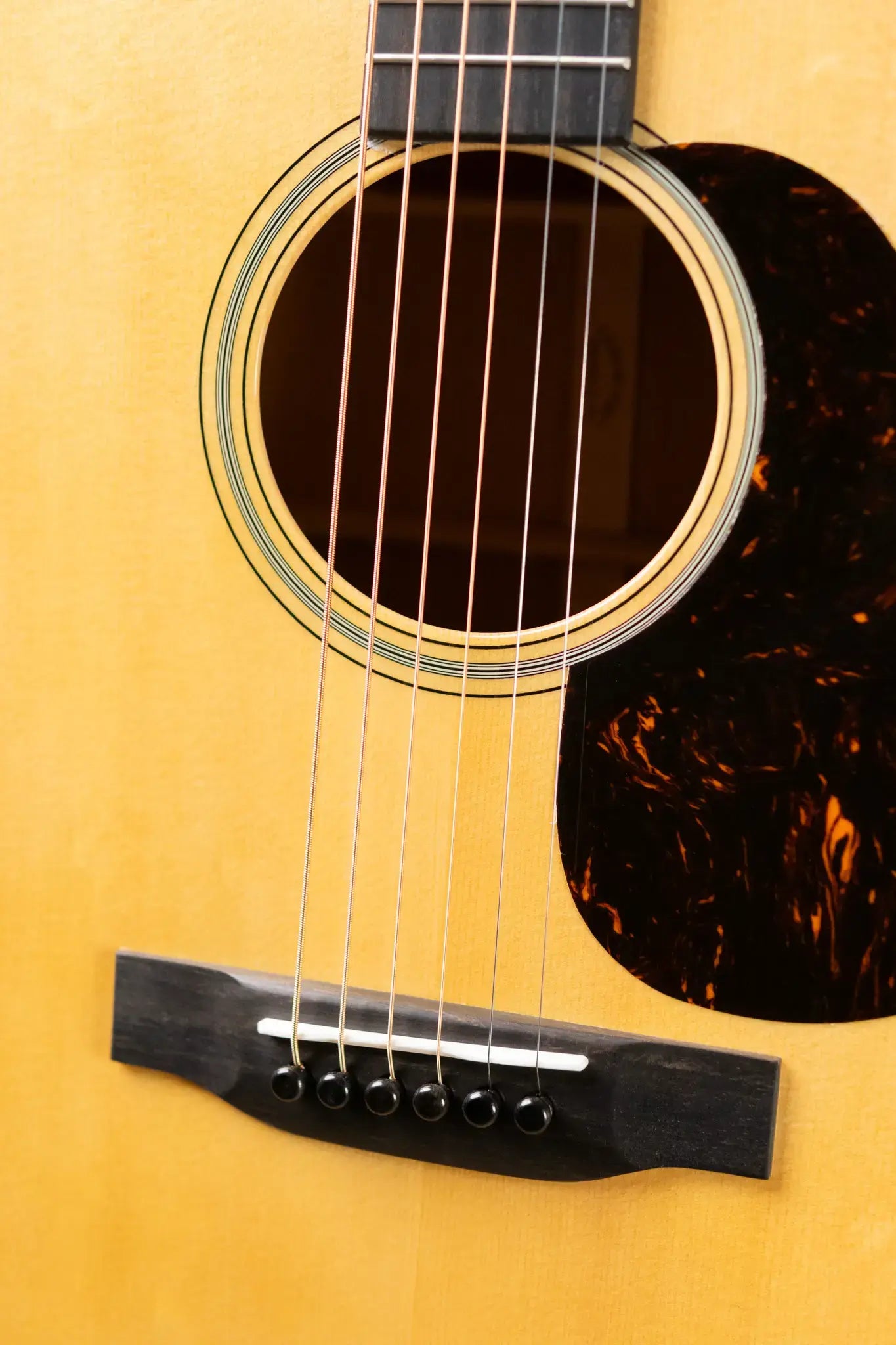 Martin D-18 Dreadnought Acoustic Guitar with Hardshell Case