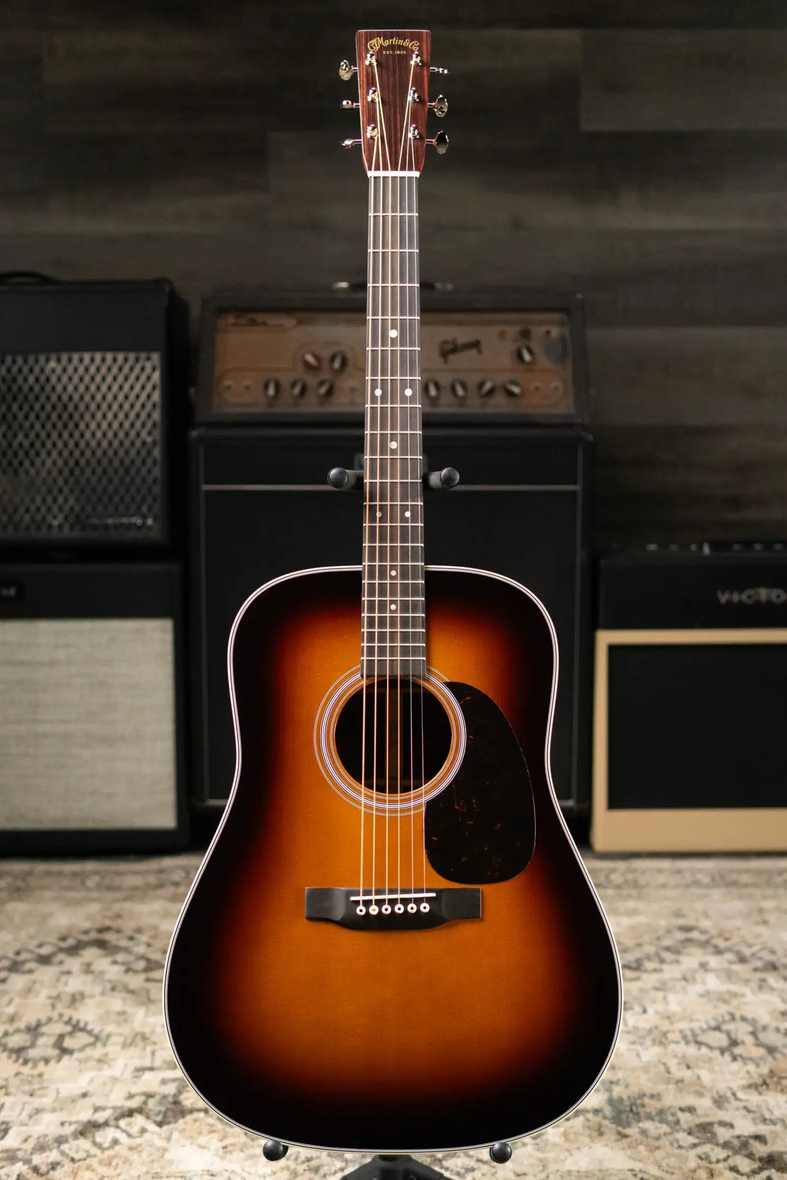 Martin D-28 Standard Series Dreadnought Acoustic Guitar - Gloss 1935 Sunburst with Hardshell Case
