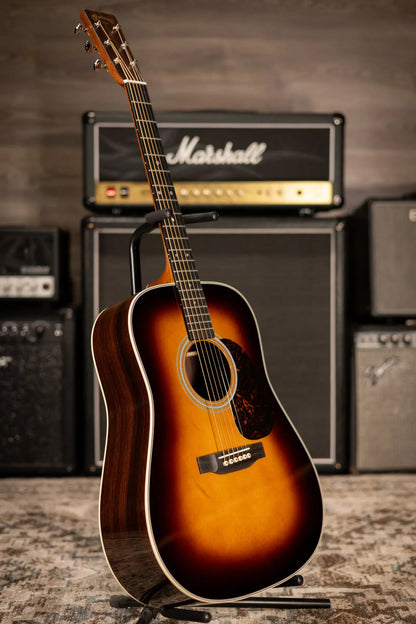 Martin D-28 Standard Series Dreadnought Acoustic Guitar - Gloss 1935 Sunburst with Hardshell Case