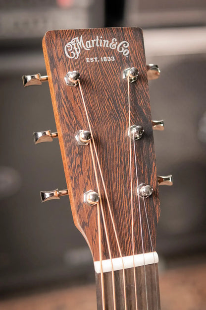 Martin D-X2E Molly Tuttle Signature Dreadnaught Acoustic/Electric Guitar - Spruce Burst with Gig Bag