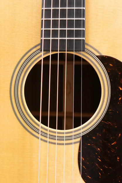 Martin HD-28 Dreadnought Acoustic Guitar with Hardshell Case