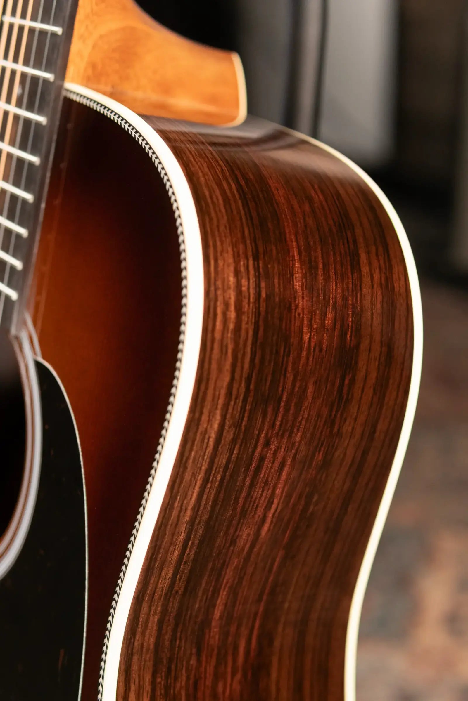 Martin HD-28 Standard Series Dreadnought Acoustic Guitar - 1933 Ambertone with Hardshell Case