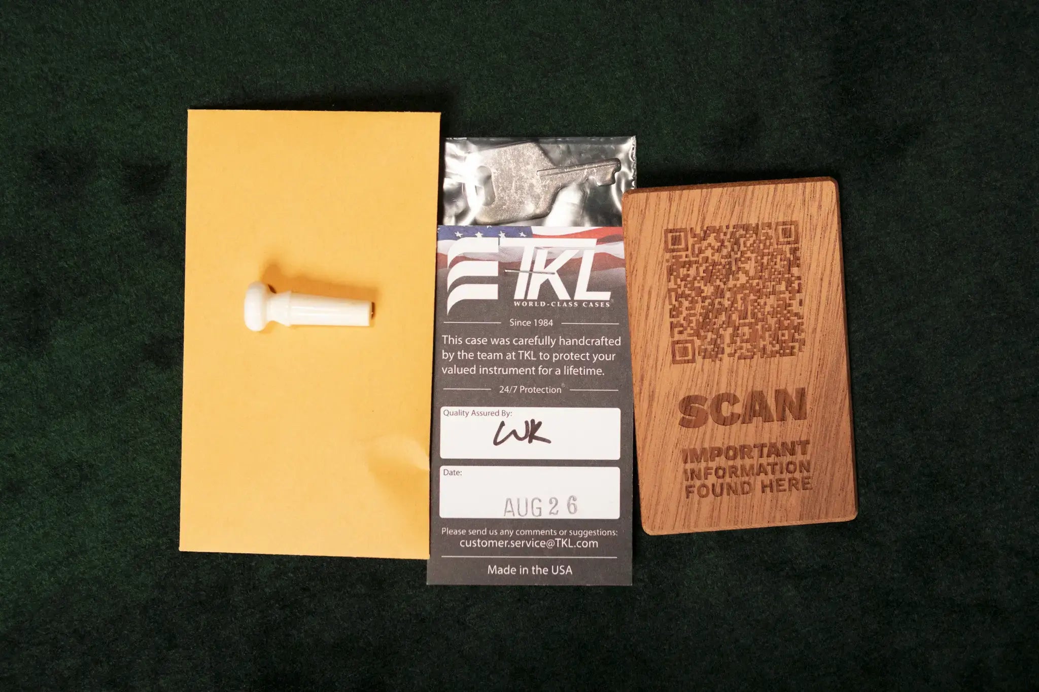 Martin HD-35 Standard Series Acoustic Guitar with Hardshell Case