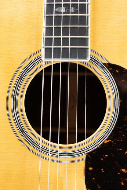 Martin J-40 Acoustic Guitar with Hardshell Case