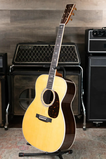 Martin J-40 Acoustic Guitar with Hardshell Case