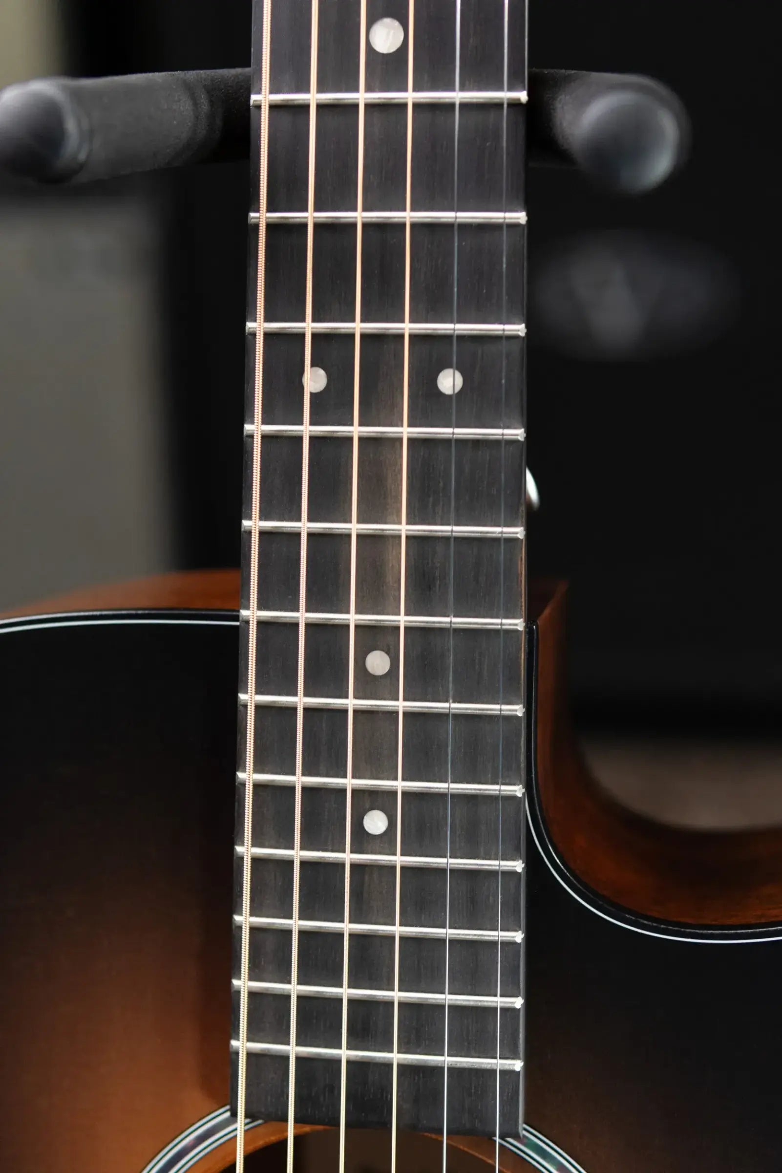 Martin OMC-10E Modern Acoustic/Electric Guitar - 1935 Sunburst with Gig Bag
