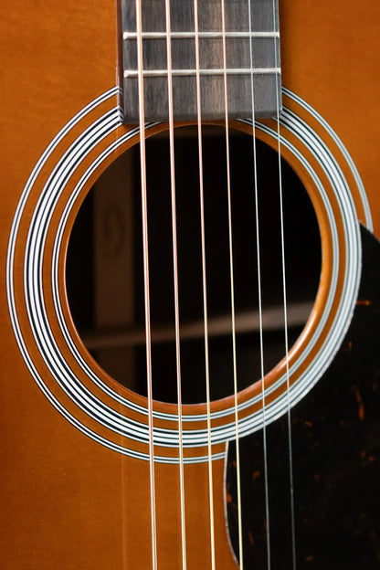Martin OM-21 1933 Acoustic Guitar - Ambertone with Hardshell Case