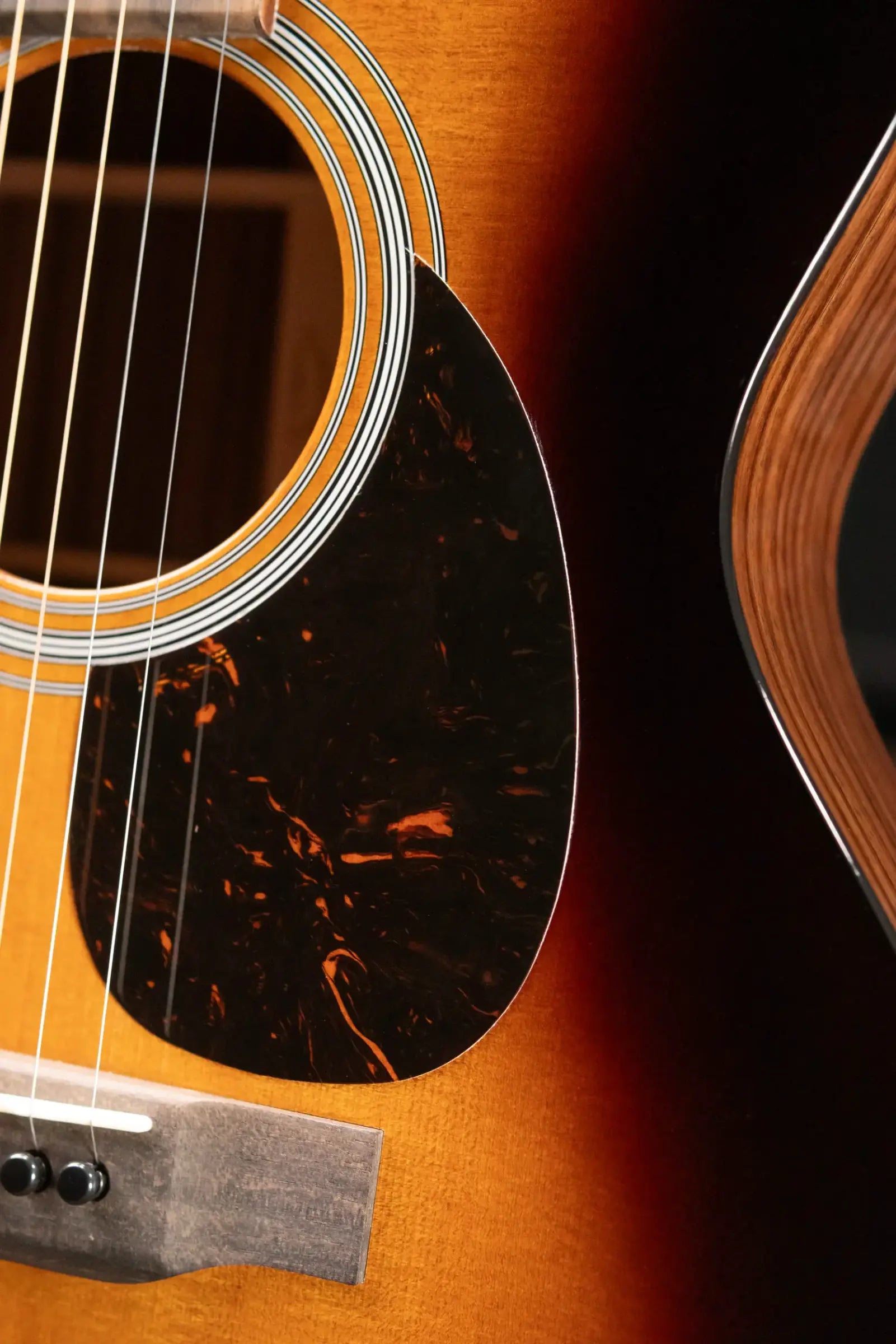 Martin OM-21 Acoustic Guitar - 1935 Sunburst with Hardshell Case
