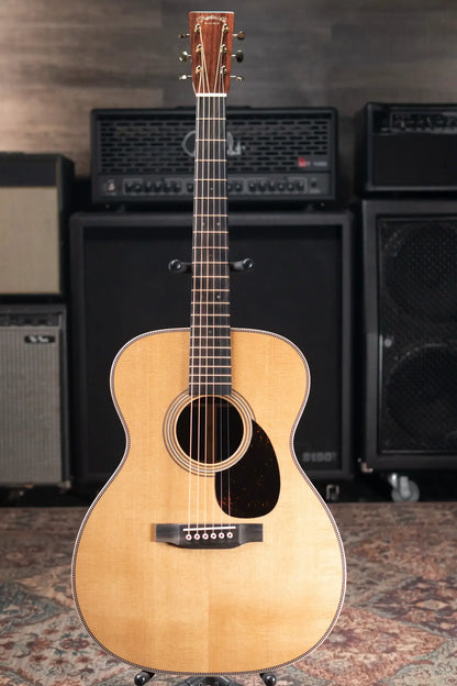Martin OM-28 Modern Deluxe Acoustic Guitar with Hardshell Case