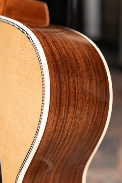 Martin OM-28 Modern Deluxe Acoustic Guitar with Hardshell Case