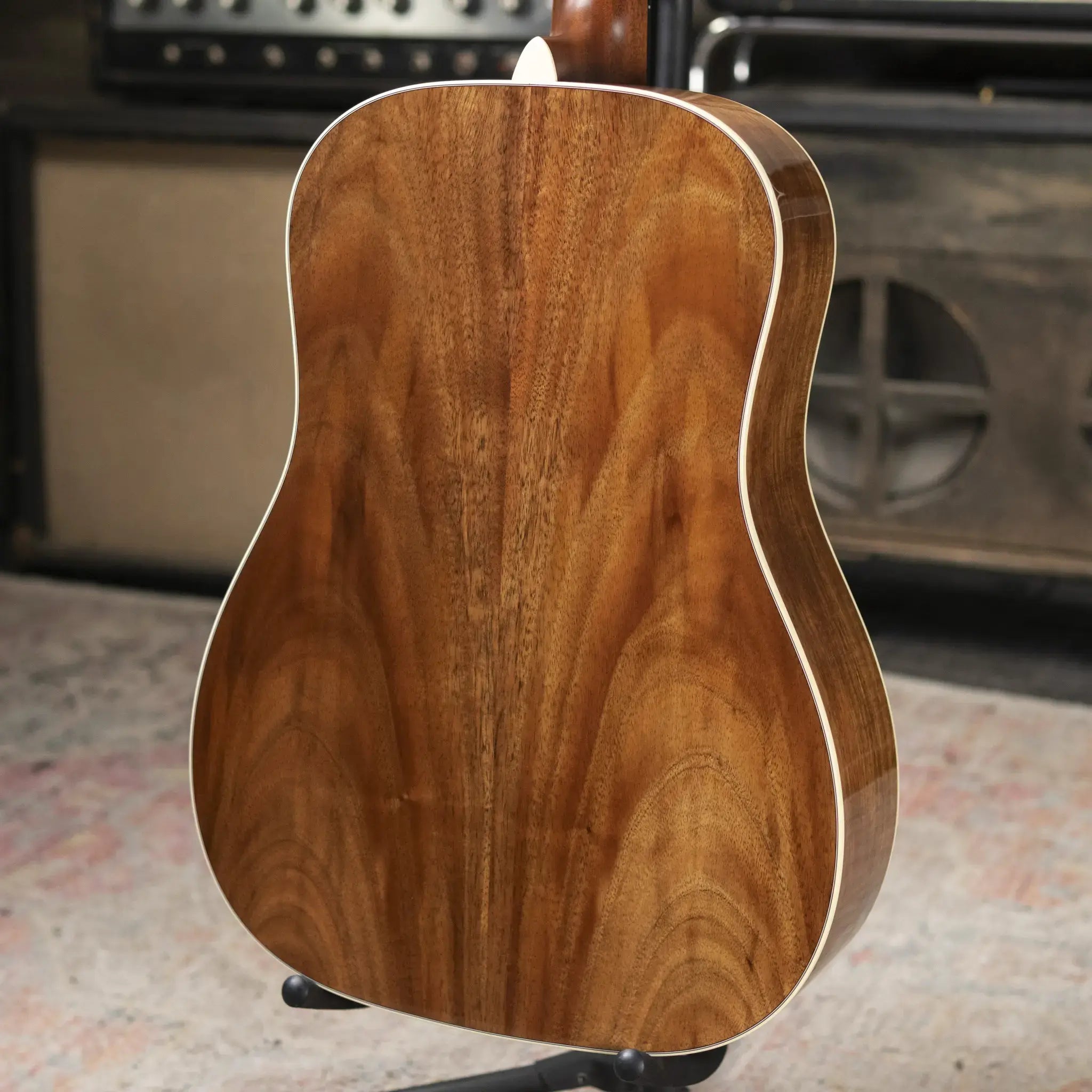 Martin O'ahu HG-28 Acoustic Guitar with Gig Bag