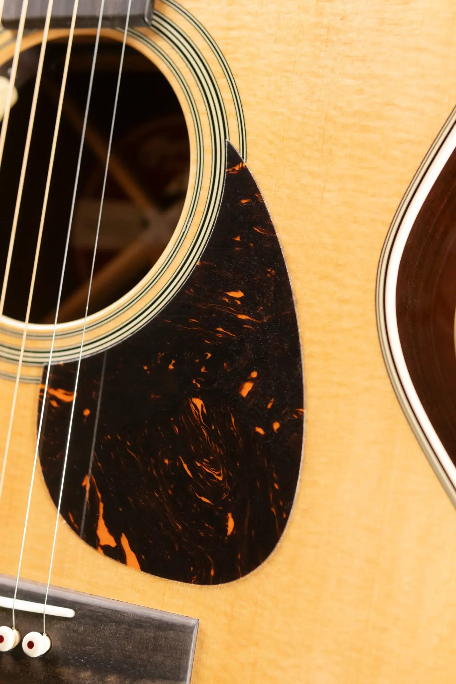 Martin SC-28E Acoustic/Electric Guitar with Hardshell Case