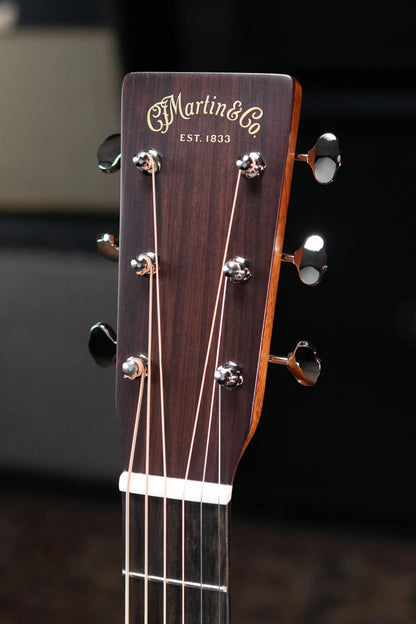 Martin Super D-18 Acoustic Guitar - Natural with Hardshell Case