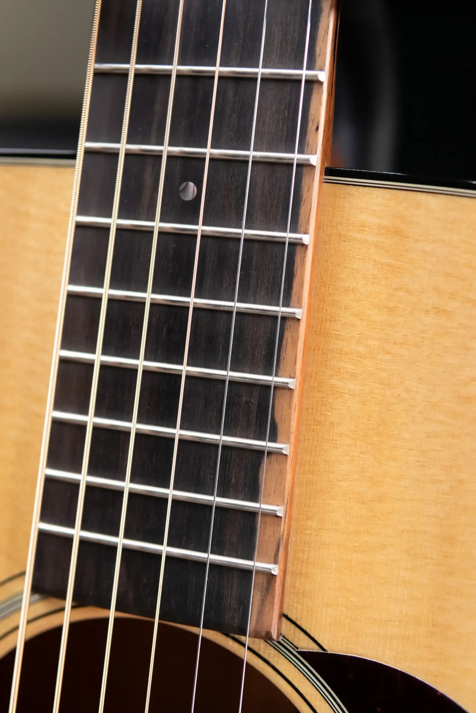 Martin Super D-18 Acoustic Guitar - Natural with Hardshell Case