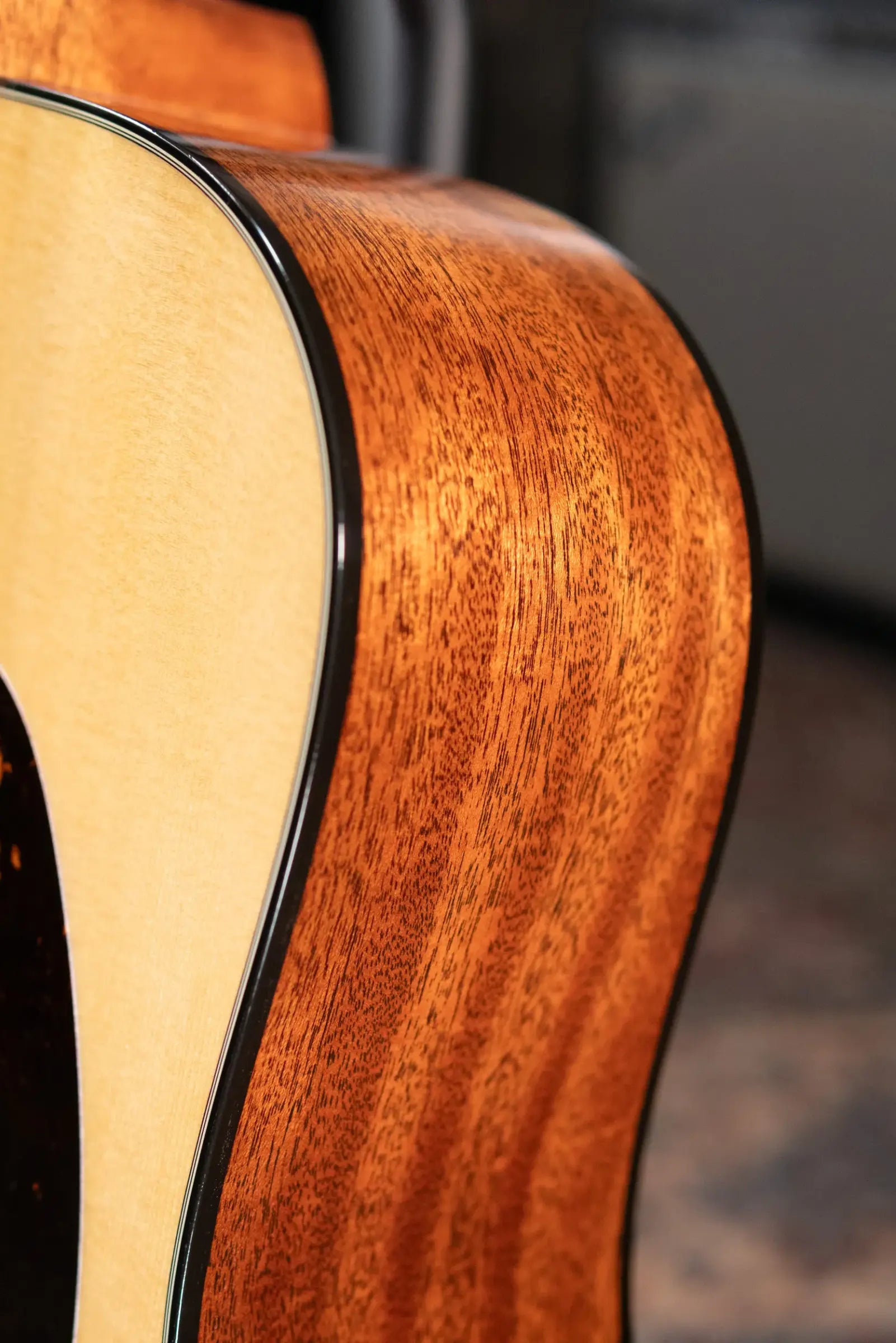 Martin Super D-18 Acoustic Guitar - Natural with Hardshell Case