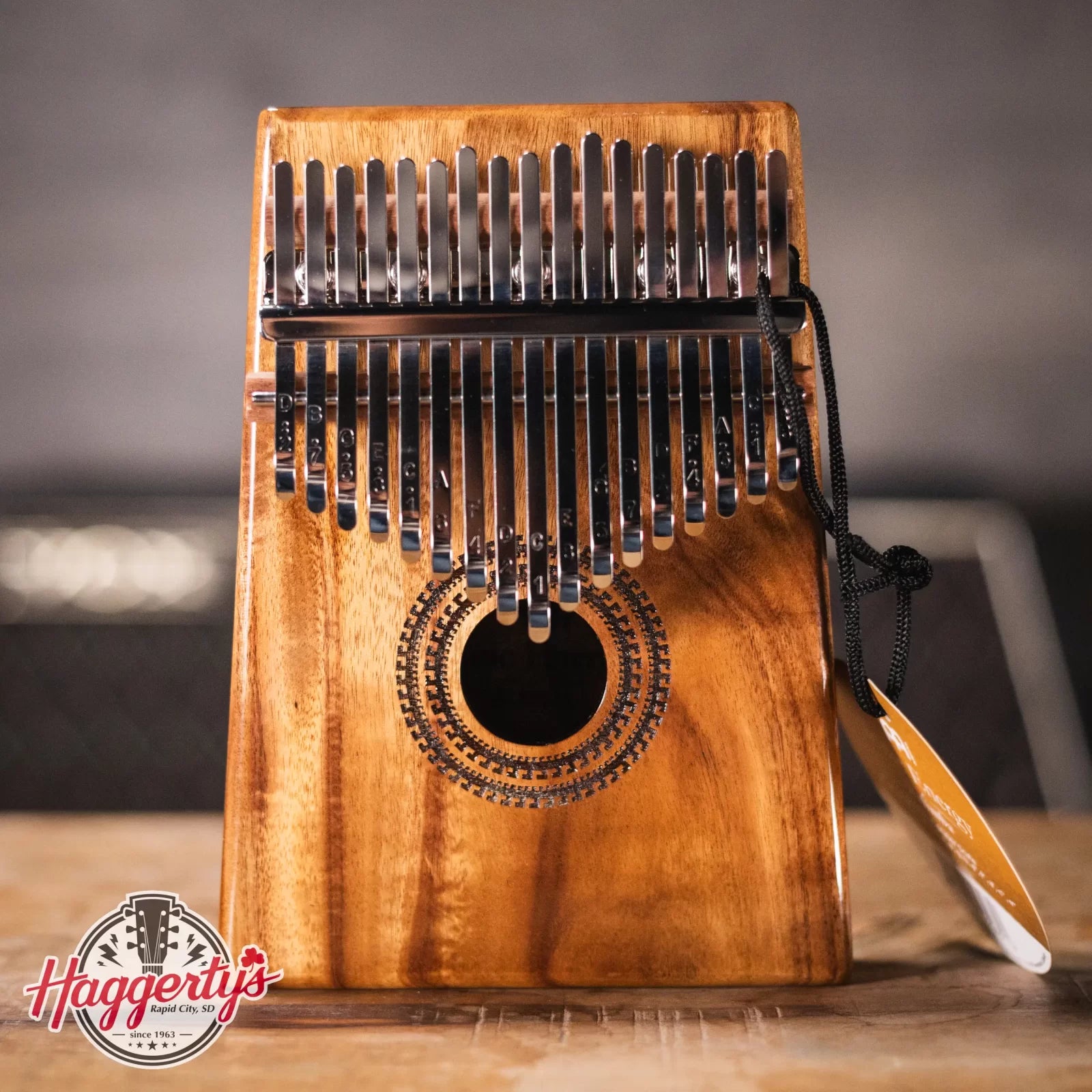 Meinl Sonic Energy Sound Hole Kalimba C Major, 17-Notes, Acacia