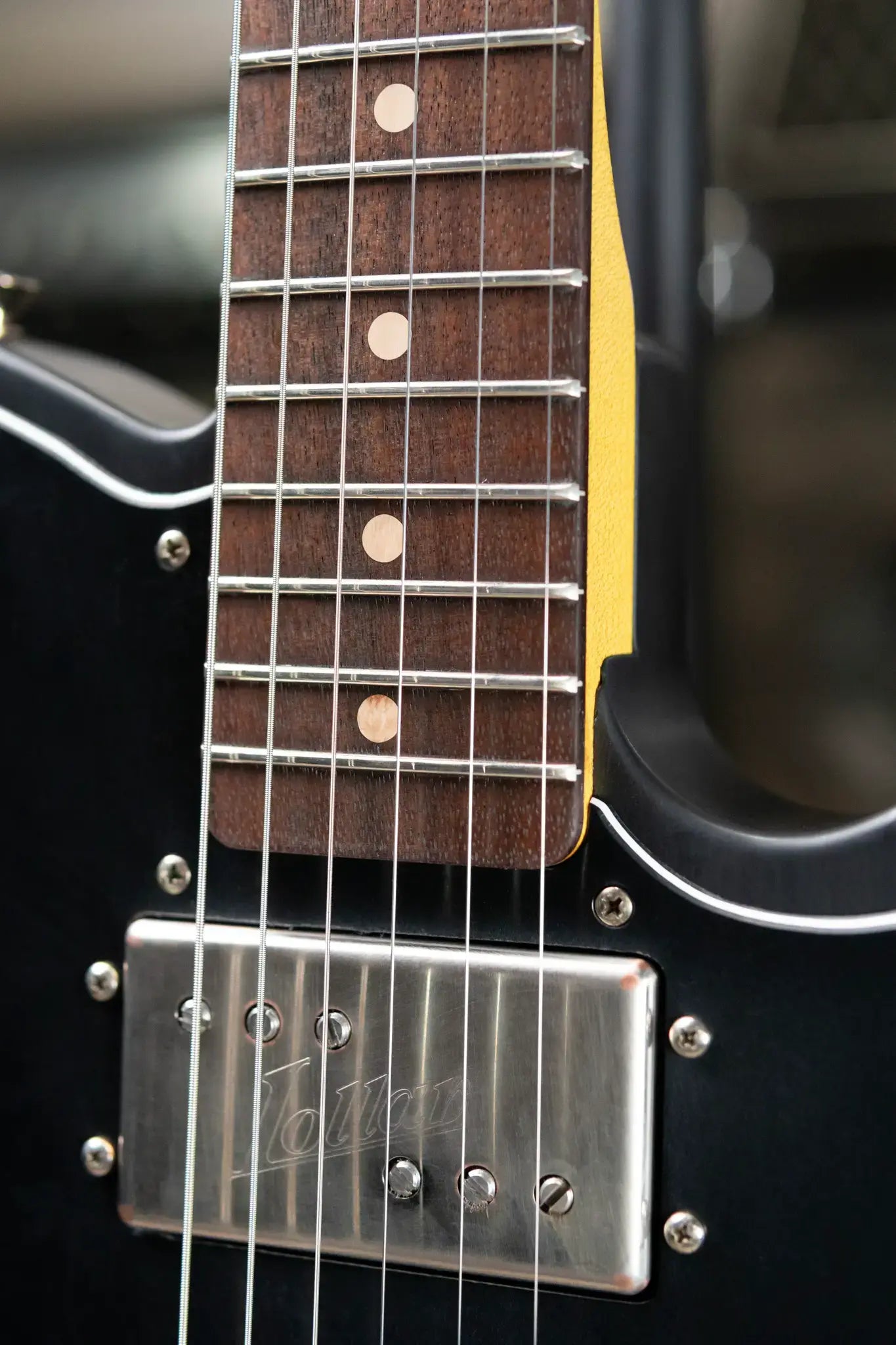 Nash TC-72 Electric Guitar - Black with Hardshell Case