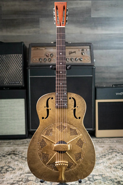 National Gold Dueco 14-Fret Resonator Guitar with Hardshell Case