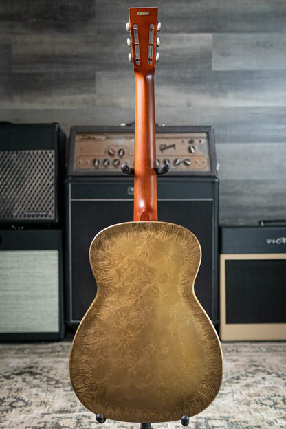 National Gold Dueco 14-Fret Resonator Guitar with Hardshell Case