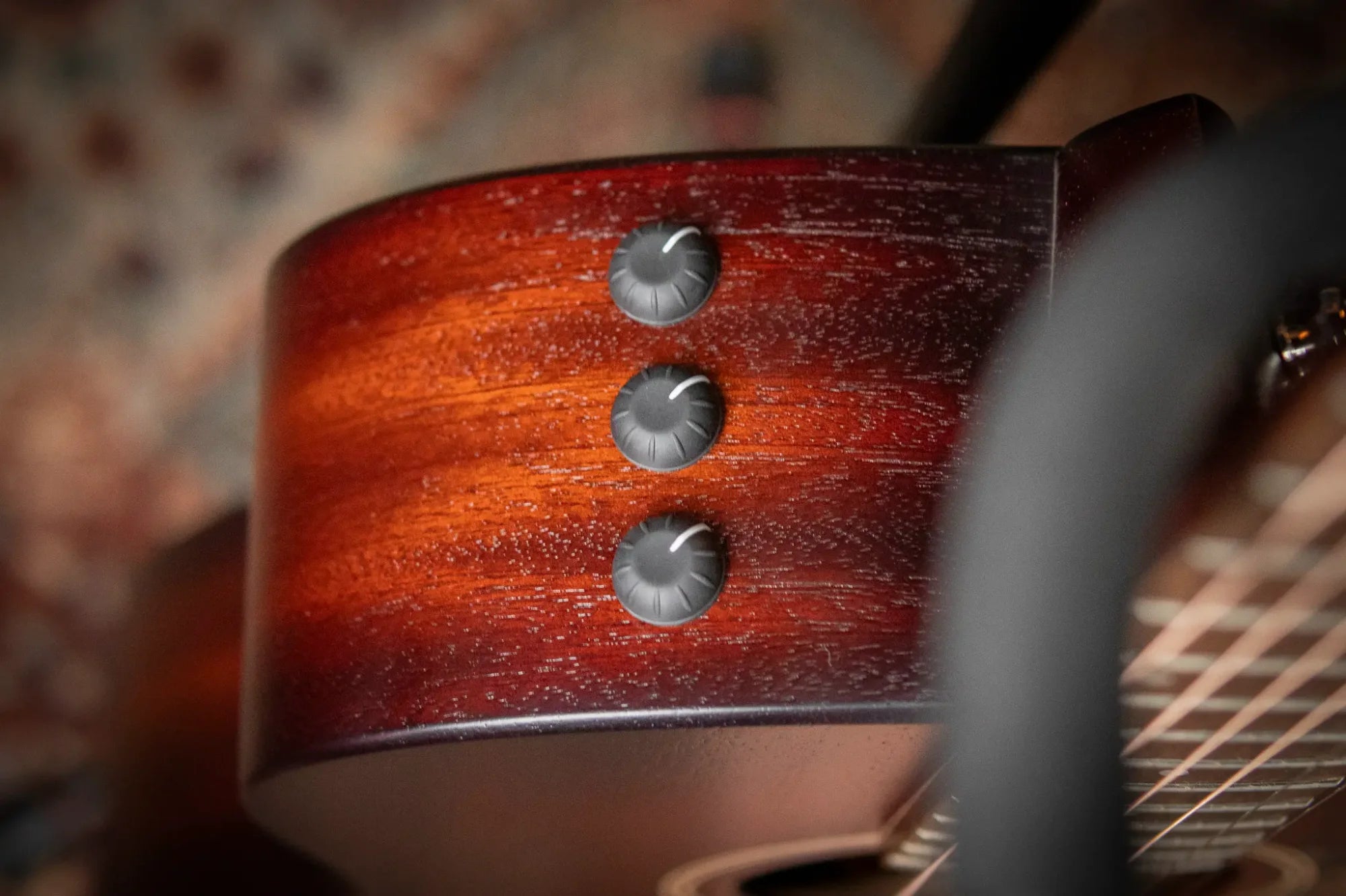 Taylor AD21e Grand Theatre Acoustic/Electric - Brown Burst with Aerocase - Factory Demo