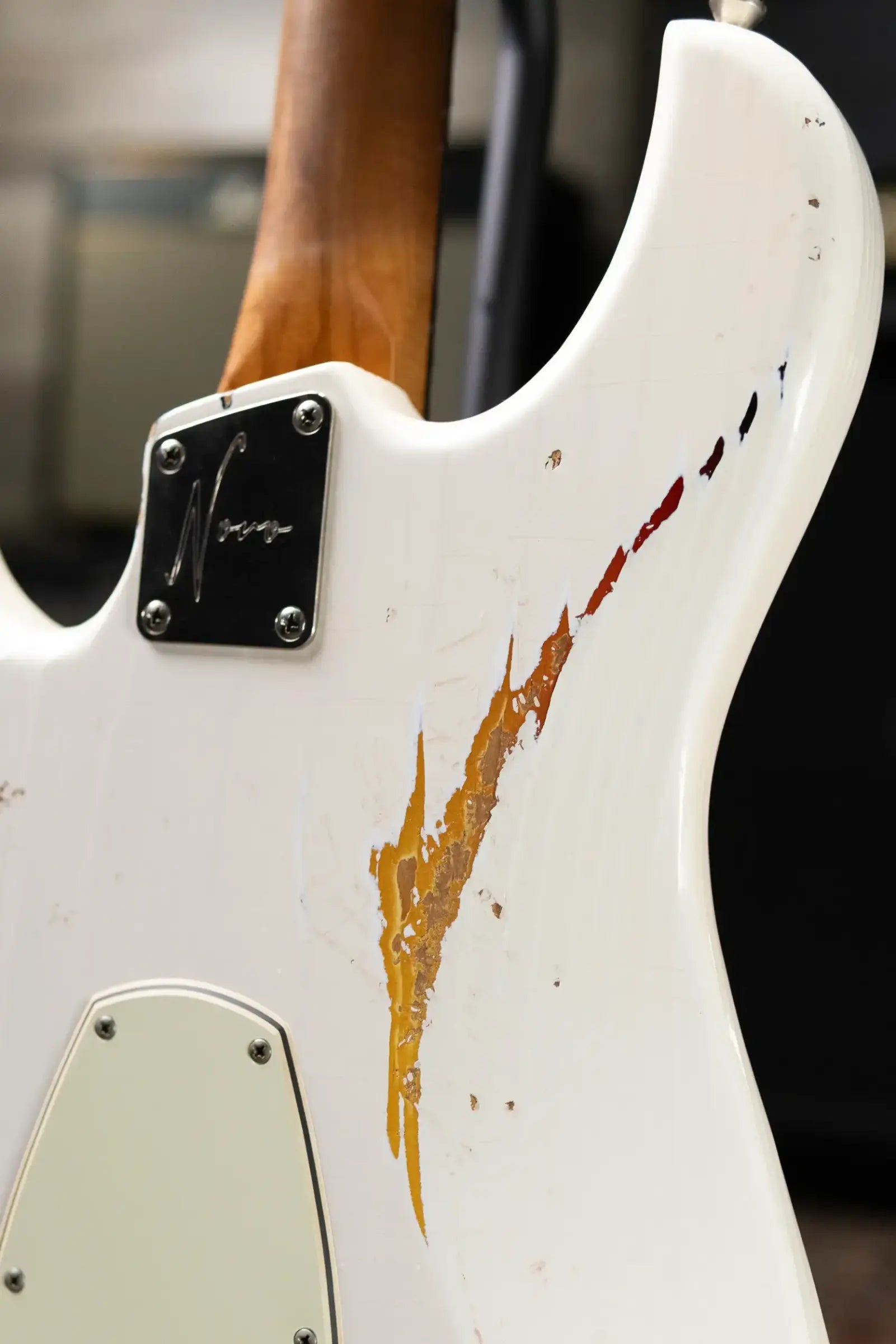 Novo Custom Idris HSS Electric Guitar - Olympic White over '64 3-Tone Burst with Gig Bag