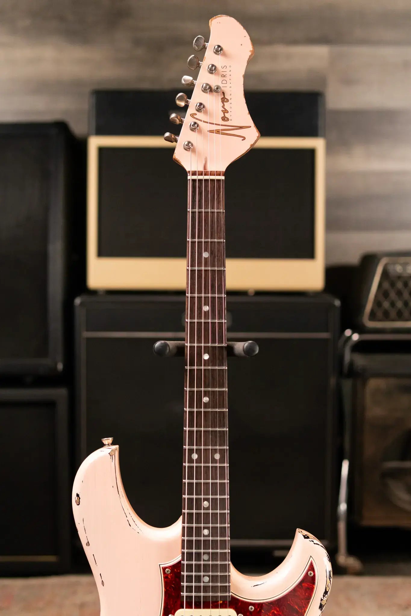 Novo Custom Idris HSS Electric Guitar - Shell Pink over '64 3-Tone Burst with Softshell Gig Bag