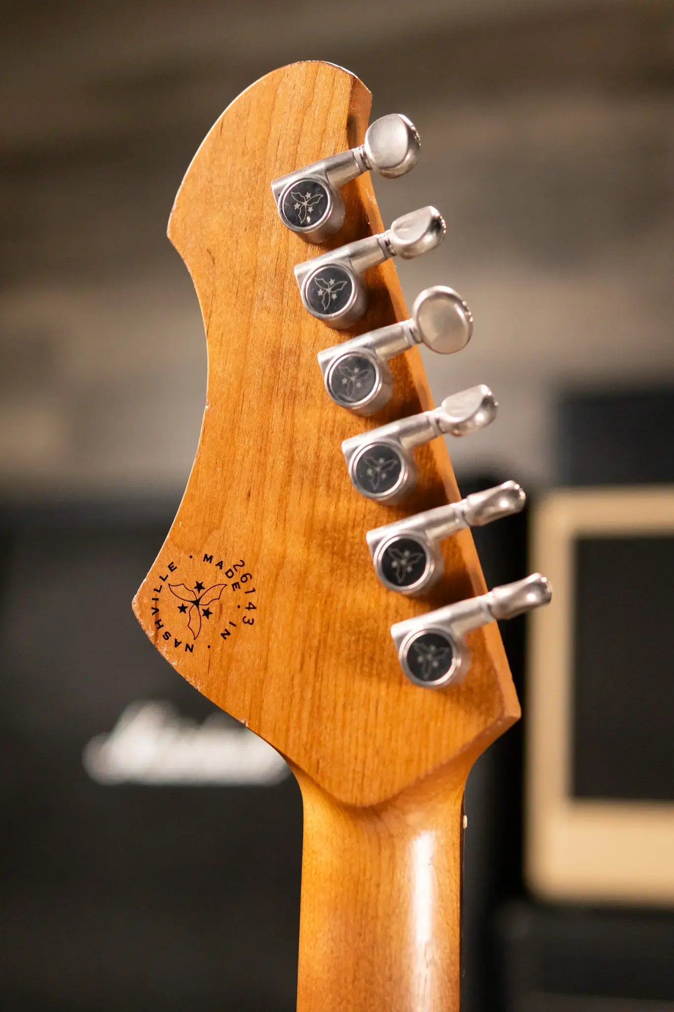 Novo Custom Idris HSS Electric Guitar - Shell Pink over '64 3-Tone Burst with Softshell Gig Bag