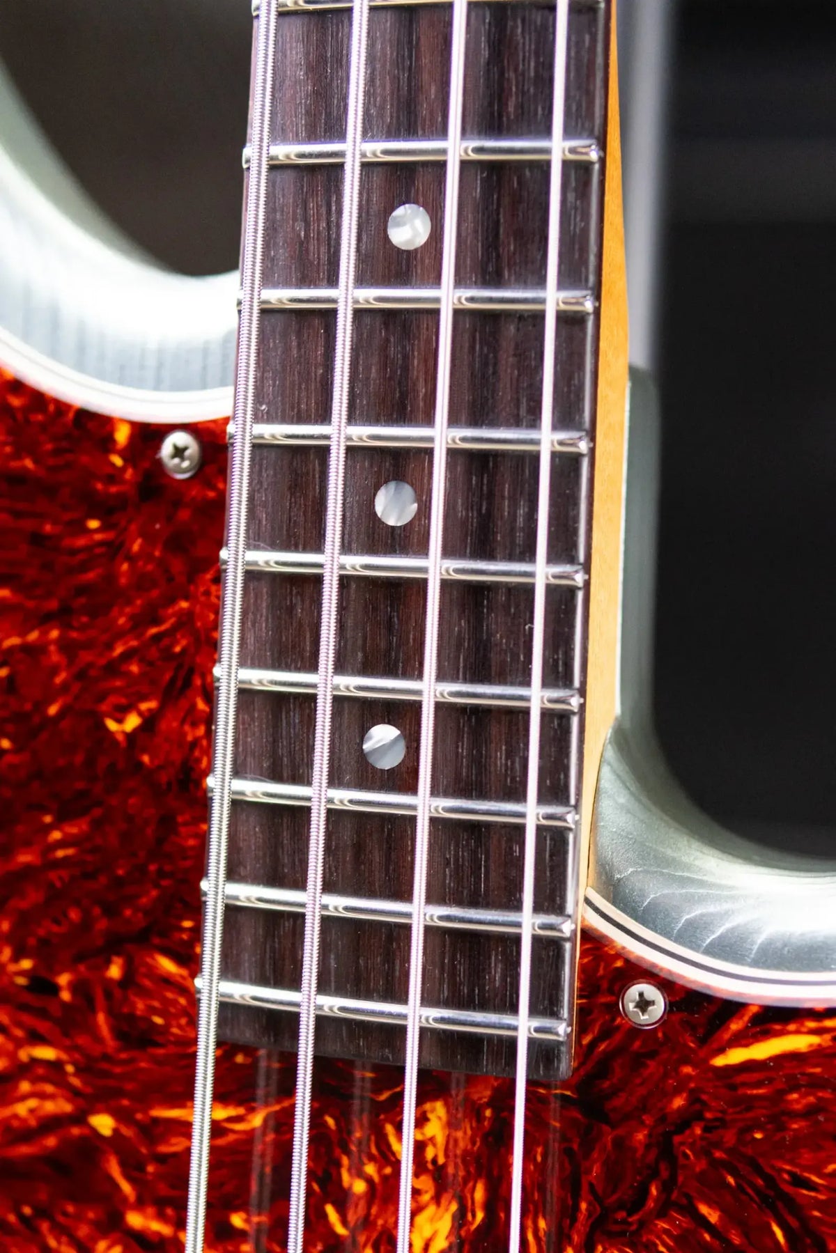Novo Custom Shop Ivorus Electric Bass - Ice Blue Metallic with Gig Bag